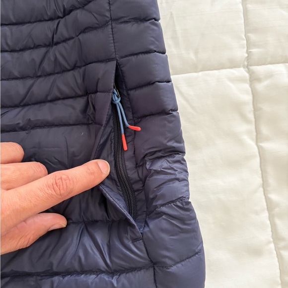 Cotopaxi Puffer Down Vest - Blue, Red, Orange - XL - Unisex - Very Gently Used - Picture 4 of 8